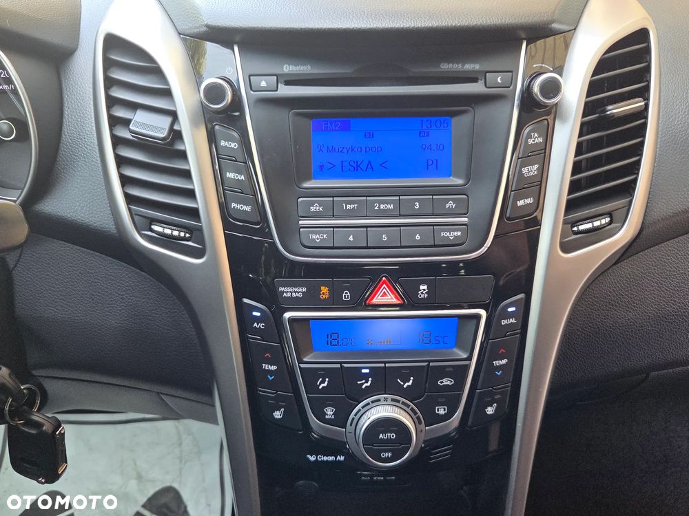 Hyundai i30 1.6 CRDi Premium - 29