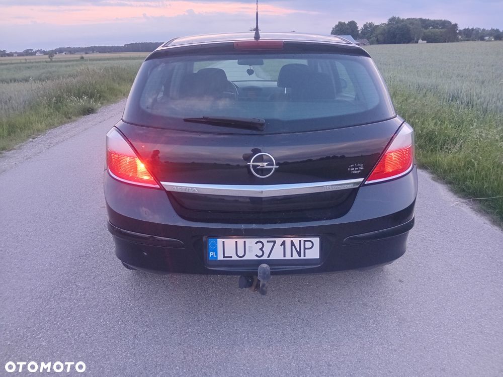 Opel Astra - 2