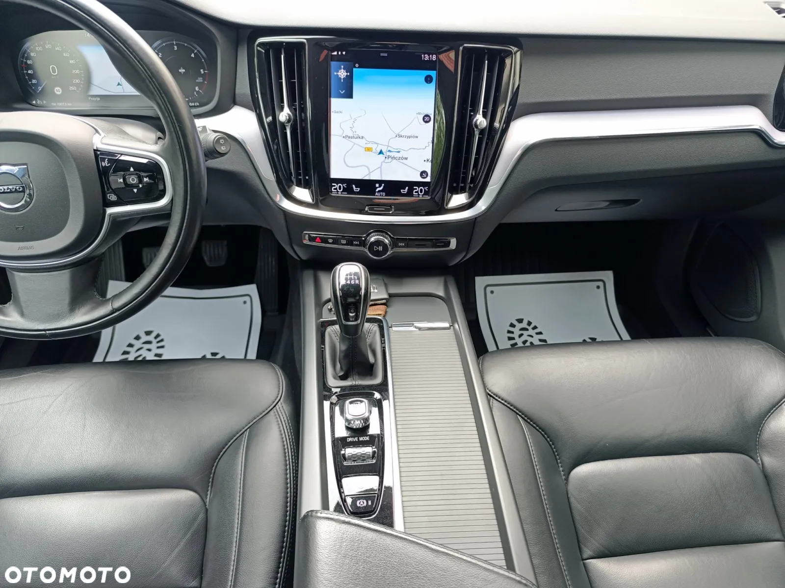 Volvo V60 D3 Momentum Pro - 27