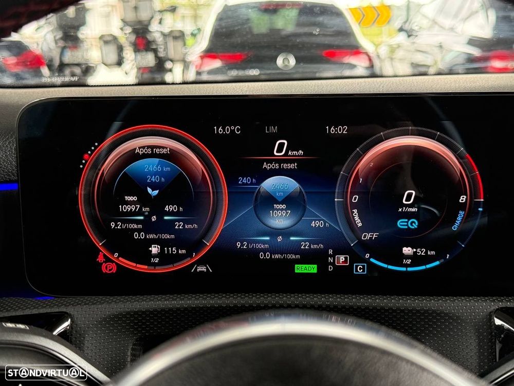 Mercedes-Benz A 250 e 8G-DCT AMG Line - 57