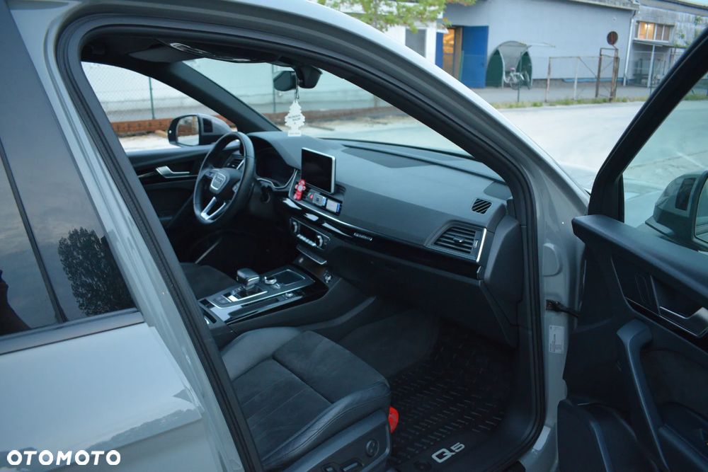Audi Q5 50 TFSI e Quattro S Line S tronic - 8