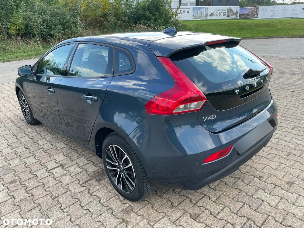 Volvo V40 T2 Drive-E Momentum - 4