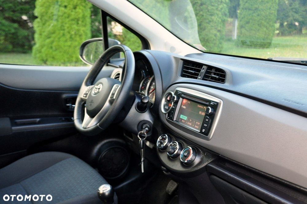 Toyota Yaris - 18