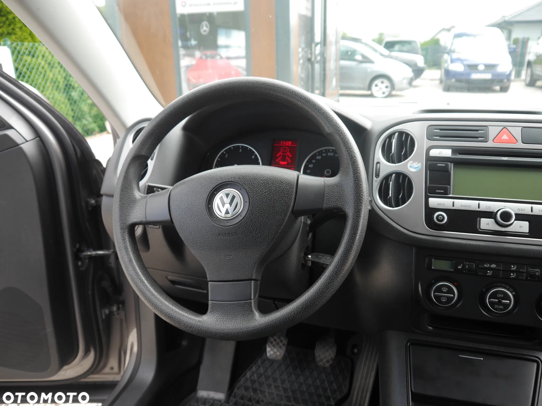 Volkswagen Tiguan 2.0 TDI DPF 4Motion BlueMotion Technology Exclusive - 9