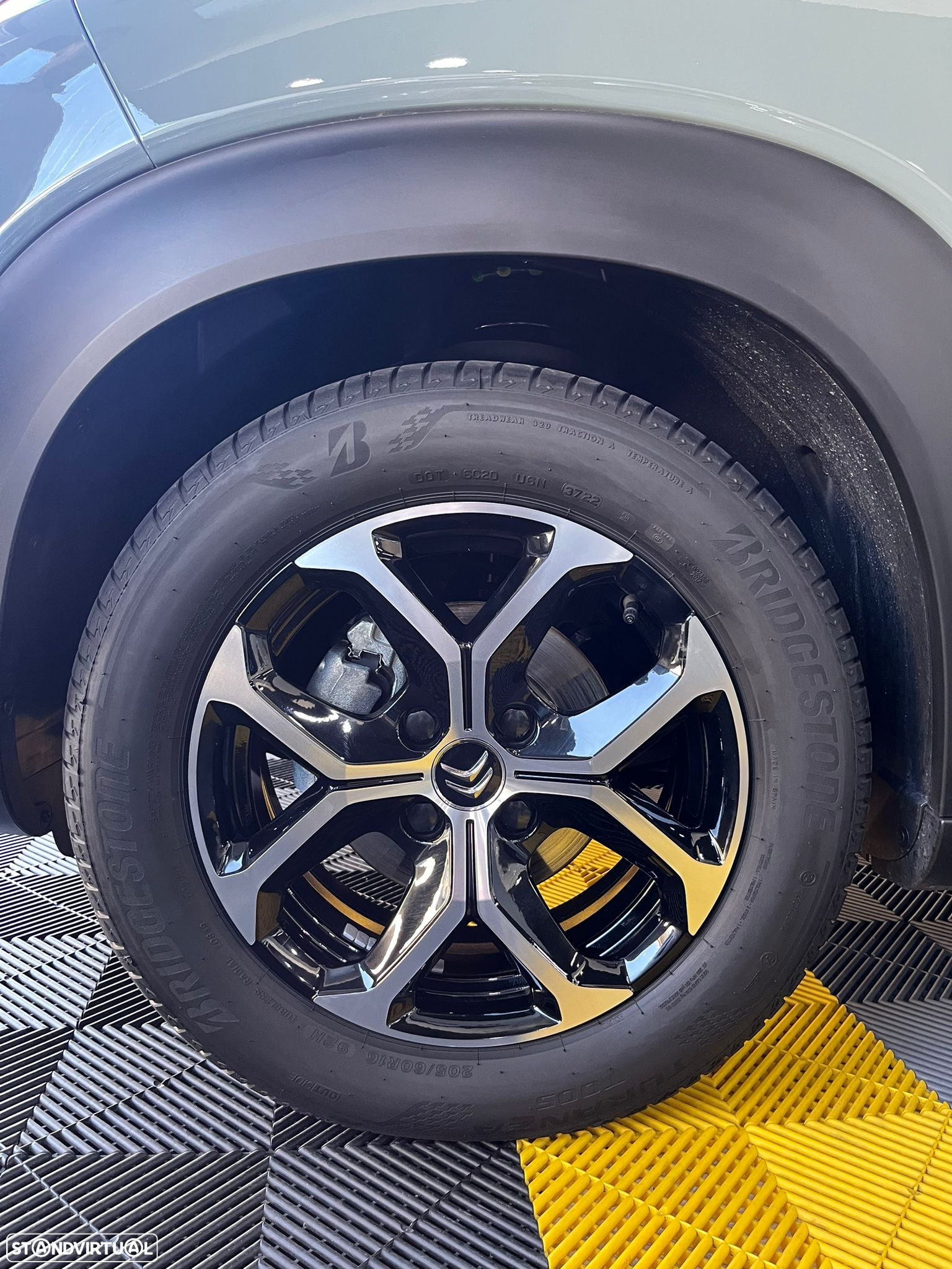 Citroën C3 Aircross BlueHDI 110 Stop & Start SHINE PACK - 9