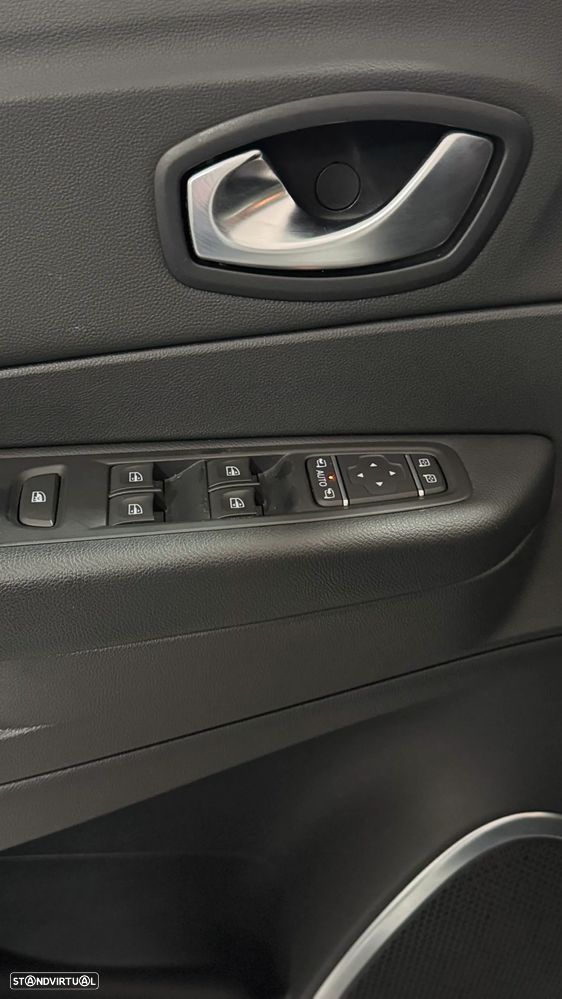 Renault Captur 0.9 TCE Exclusive XMOD - 15