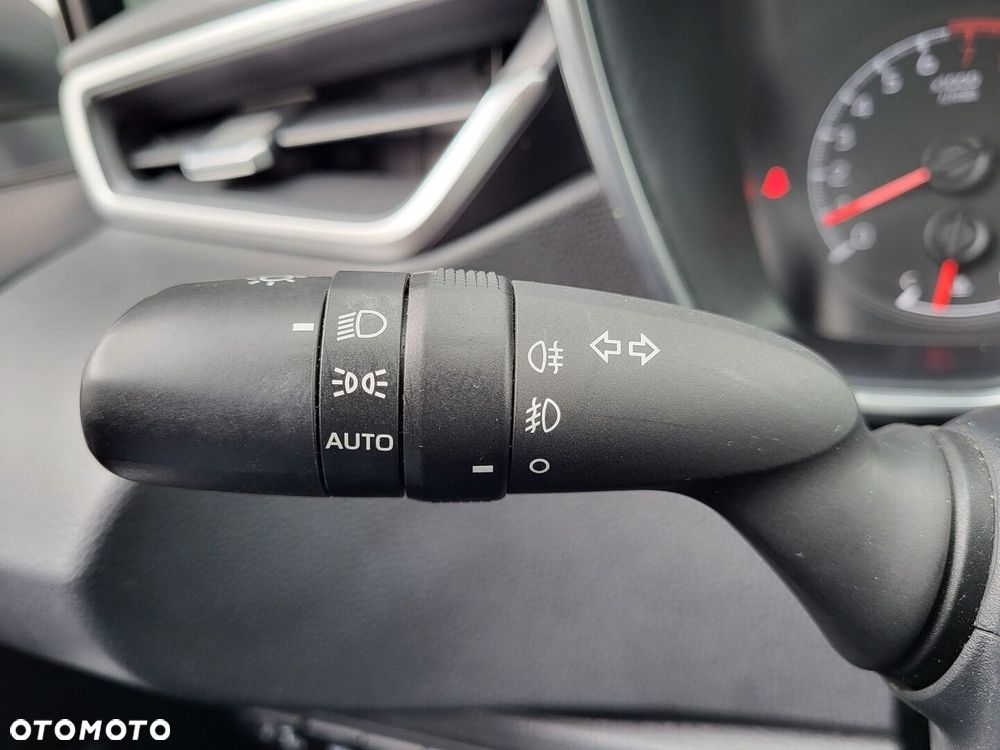 Toyota Corolla 1.6 Comfort - 26