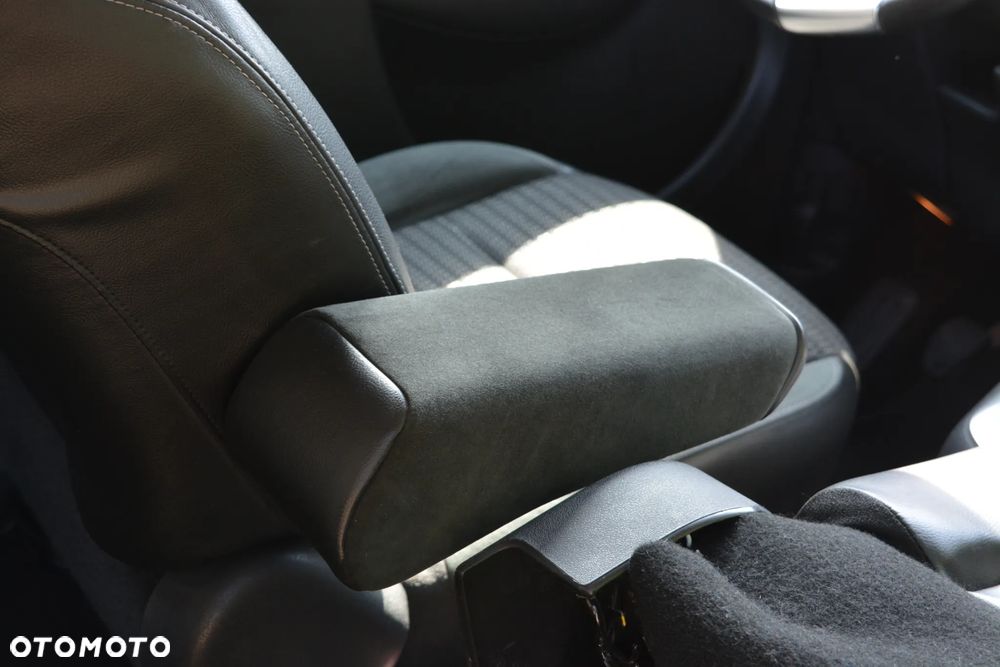 Citroën C3 Picasso 1.6i Exclusive - 33