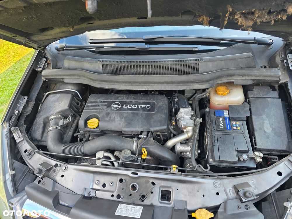 Opel Zafira 1.7 CDTI Essentia - 10