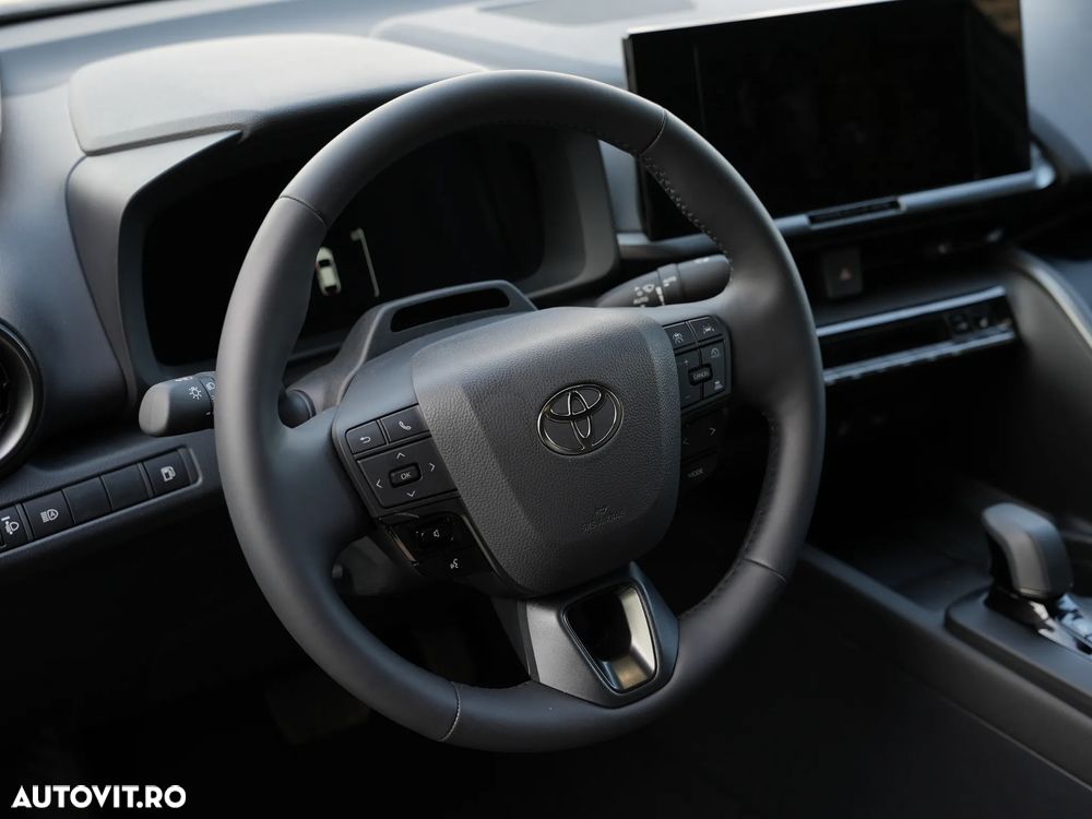 Toyota C-HR - 13