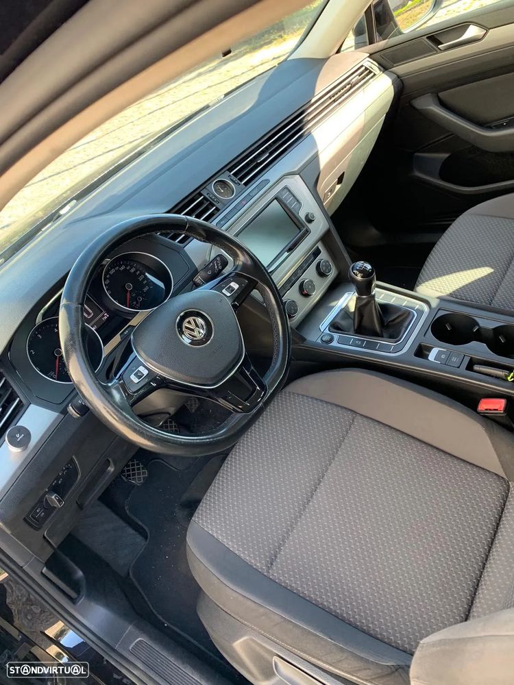 VW Passat Variant 1.6 TDI BlueMotion - 4