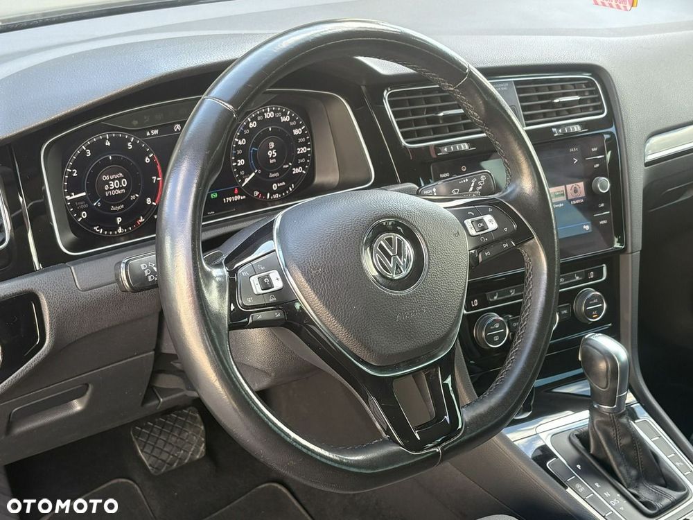 Volkswagen Golf 1.5 TSI ACT OPF DSG IQ.DRIVE - 19