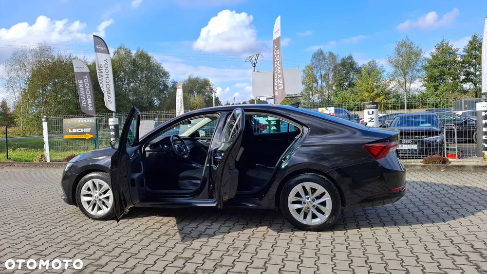 Skoda Octavia 1.0 TSI e-Tec Ambition DSG - 8