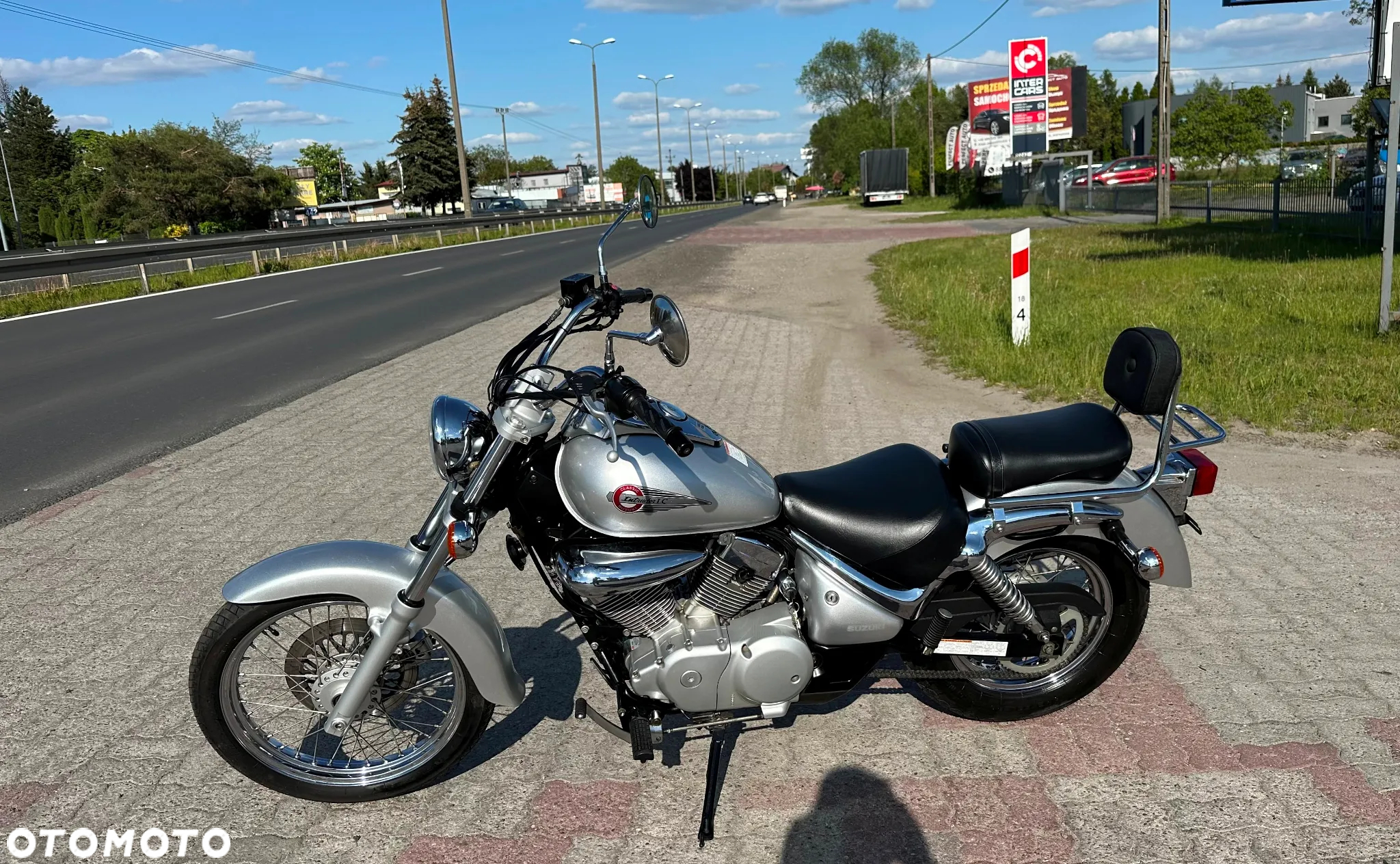 Suzuki Intruder - 2