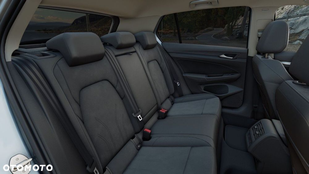 Volkswagen Golf - 12