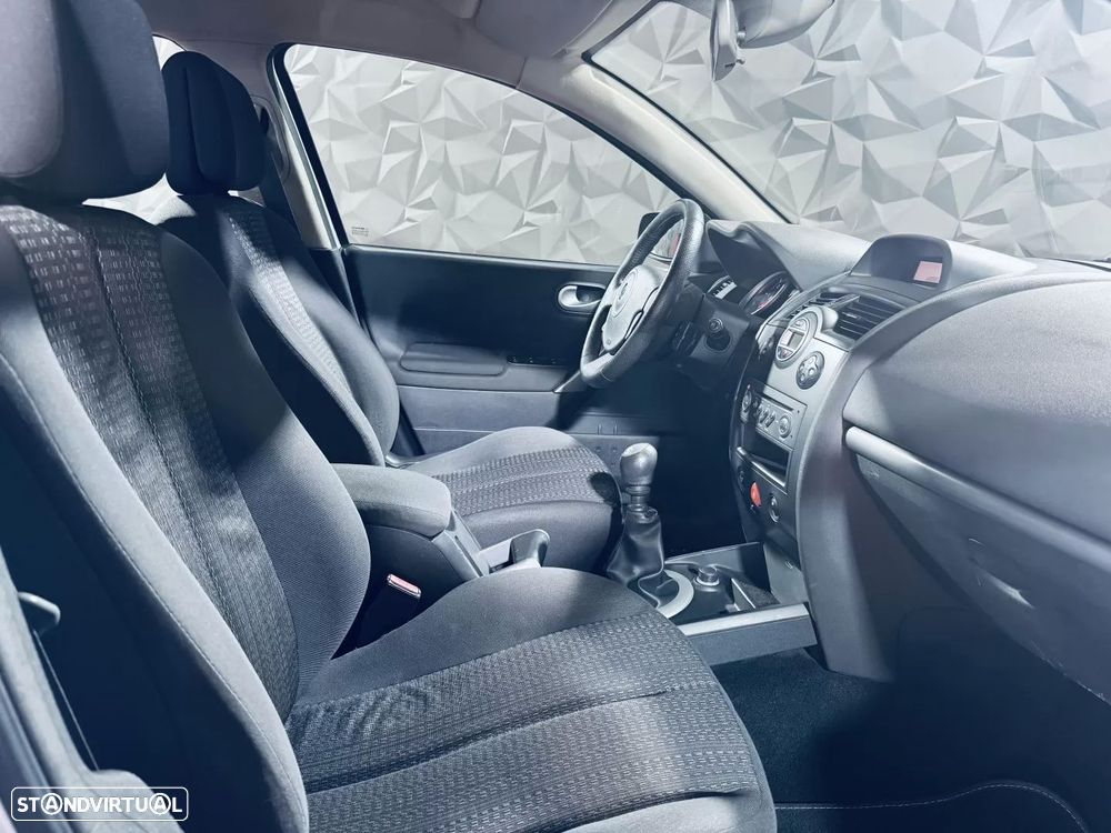 Renault Mégane Break 1.5 dCi Dynamique - 19