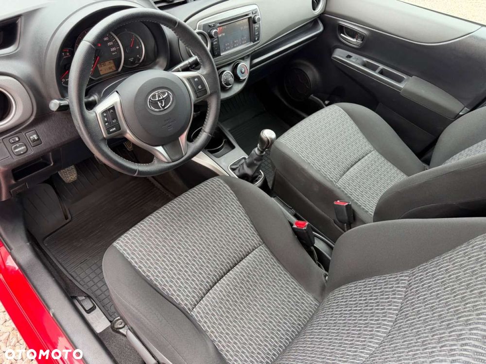 Toyota Yaris - 7