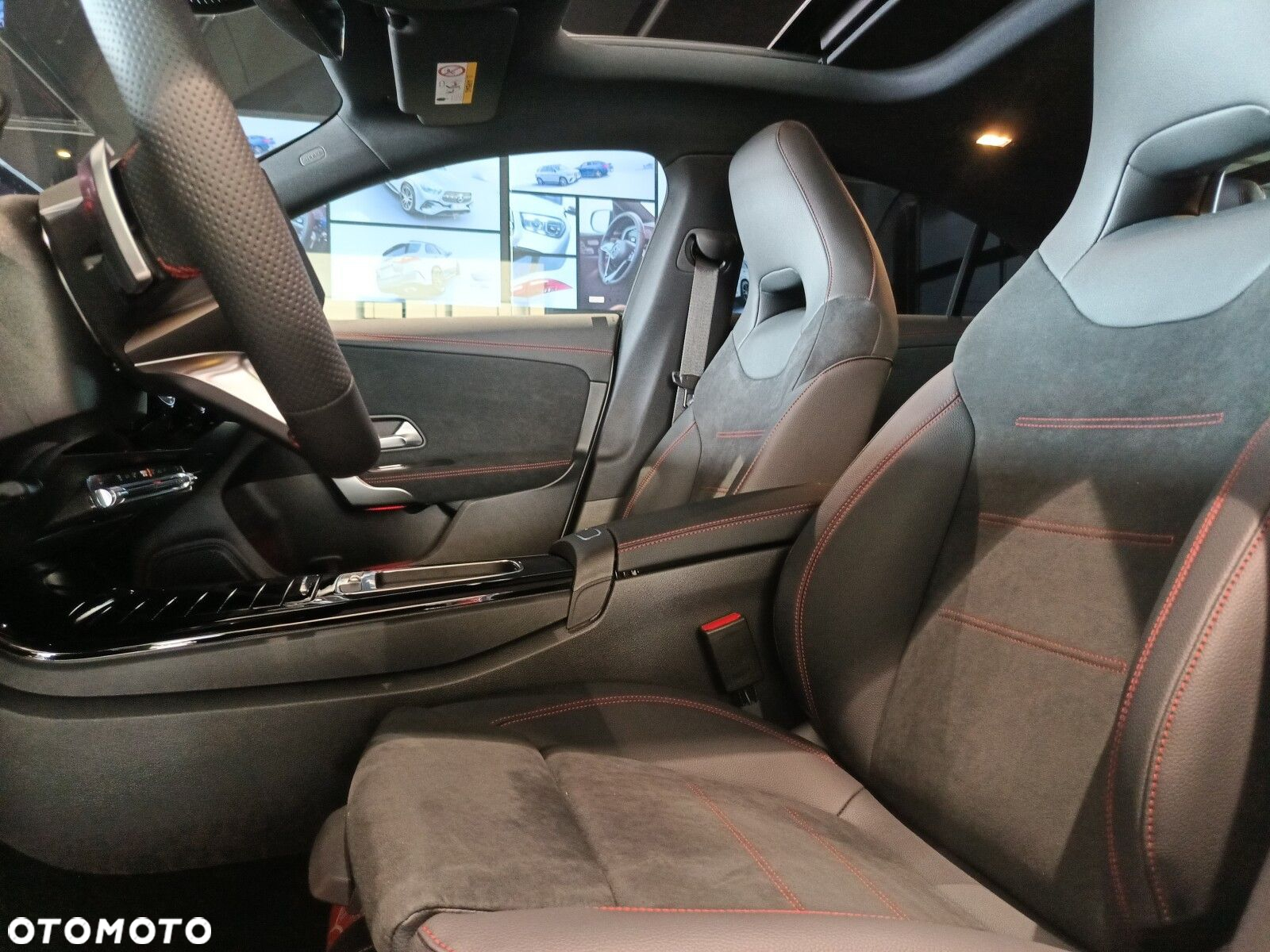 Mercedes-Benz CLA - 23