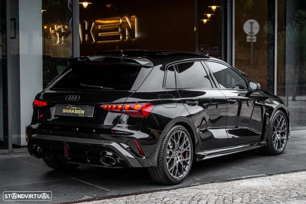 Audi RS3 Sportback 2.5 TFSI quattro S tronic - 4