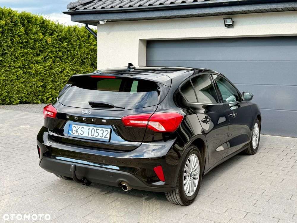 Ford Focus 1.5 EcoBlue Start-Stopp-System TITANIUM DESIGN - 29
