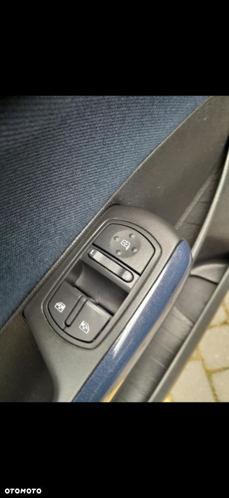 Opel Corsa - 18