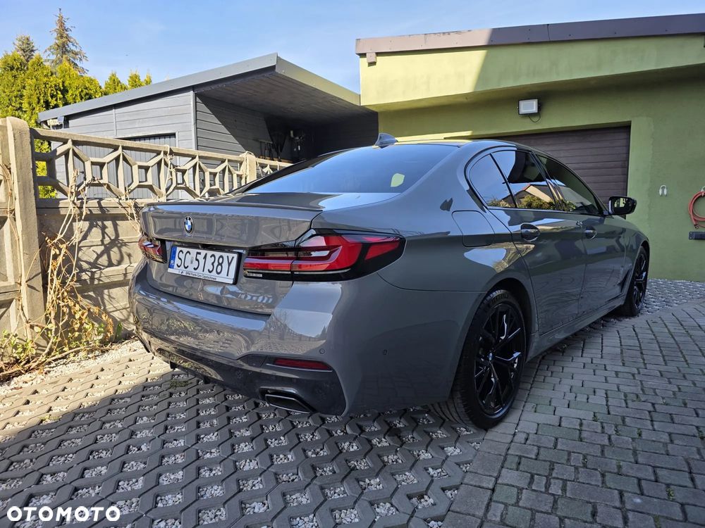 BMW Seria 5 540i xDrive mHEV M Sport sport - 3