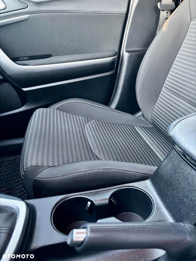 Kia Ceed 1.5 T-GDI M - 4