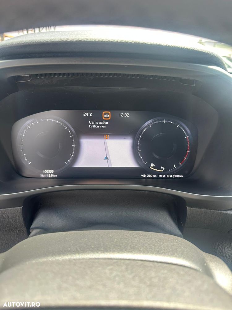 Volvo XC 40 T2 AT8 Momentum - 14