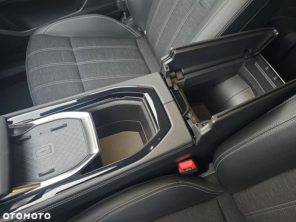 Renault Austral 1.3 TCe mHEV Techno - 25