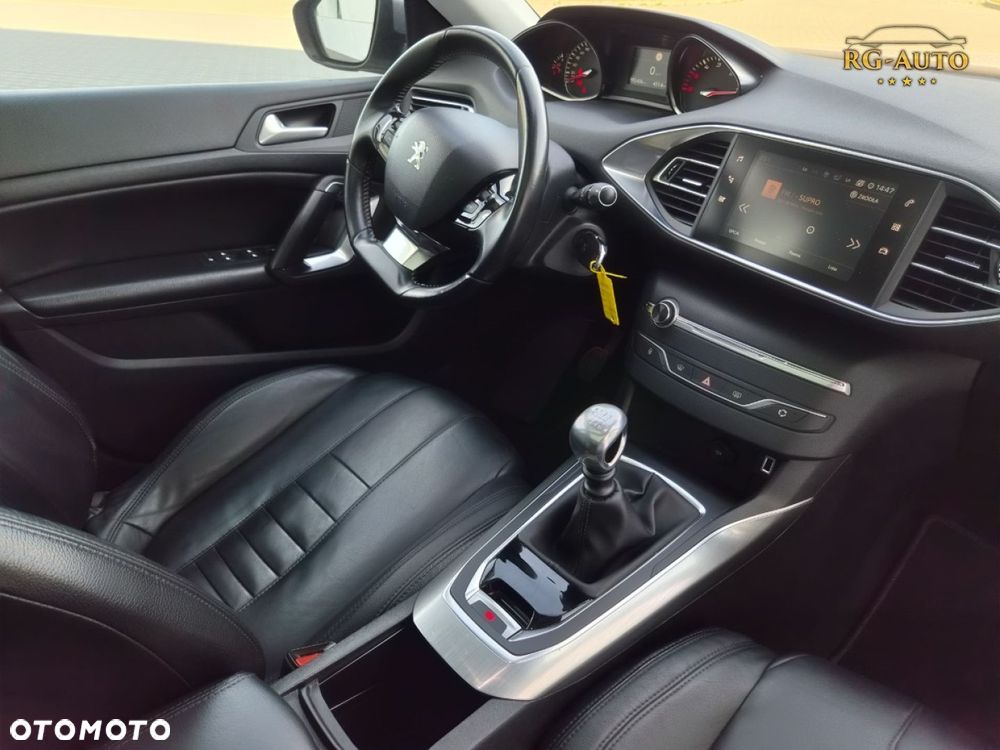 Peugeot 308 - 26