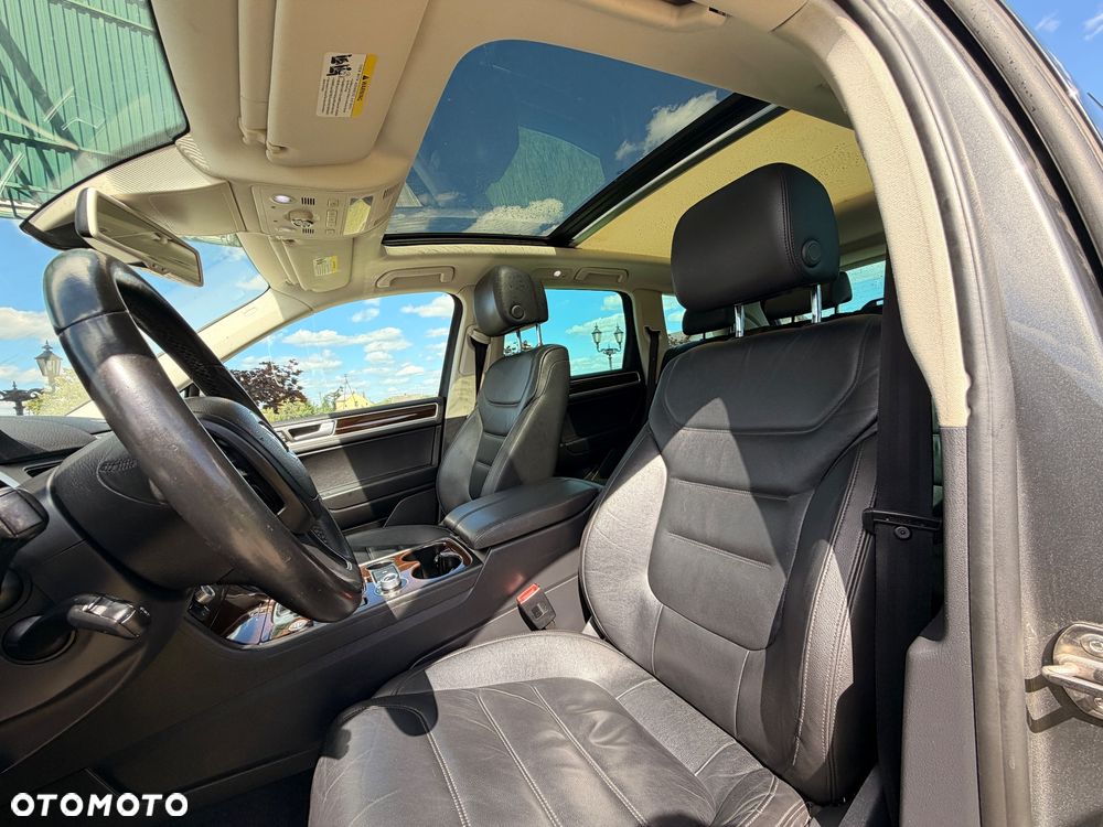 Volkswagen Touareg 3.0 V6 TDI SCR Blue Motion DPF Automatik Terrain Tech Executive Edition - 20