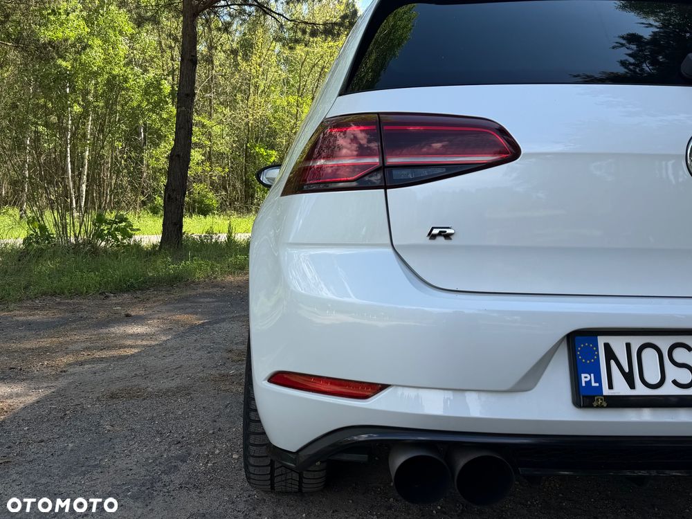 Volkswagen Golf - 8