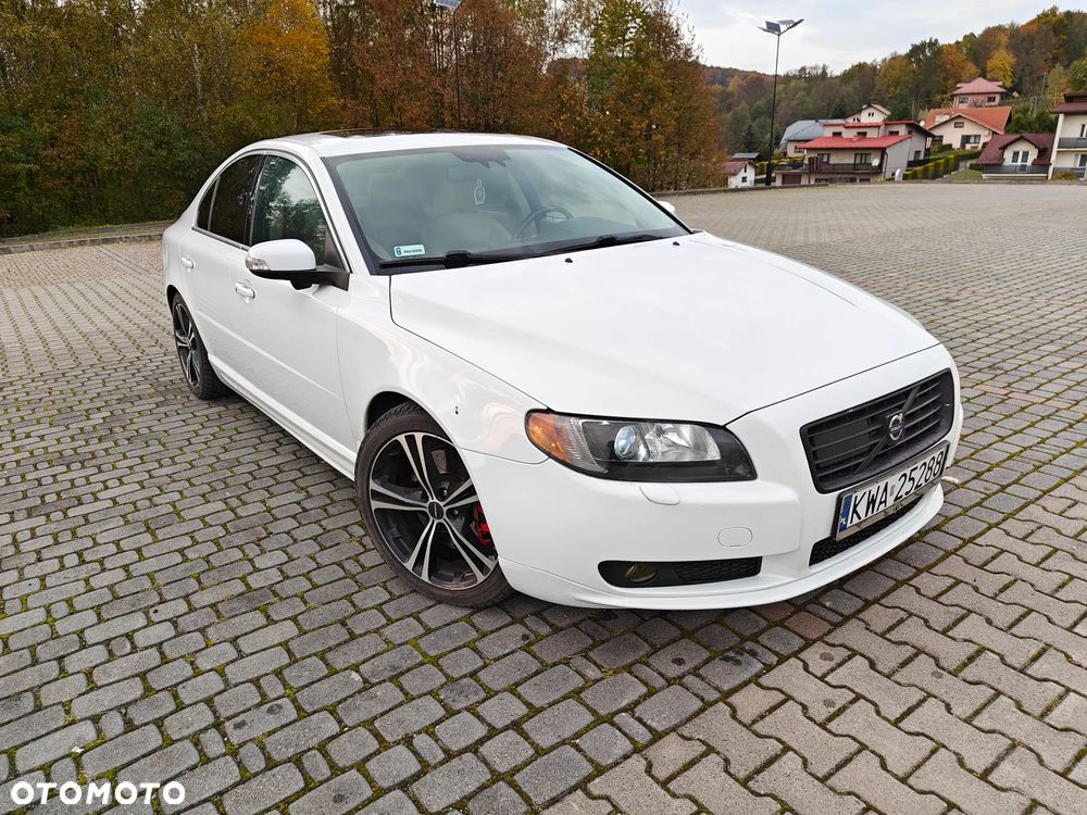 Volvo S80 - 1