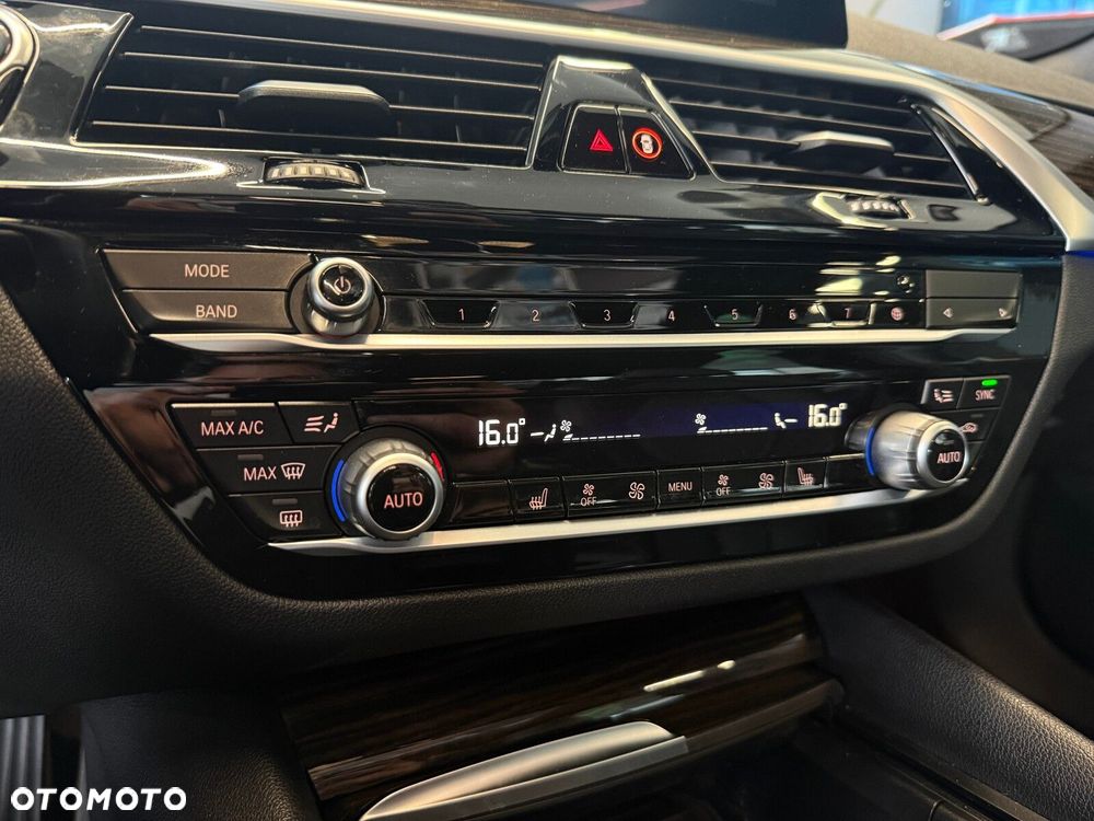 BMW Seria 5 - 26