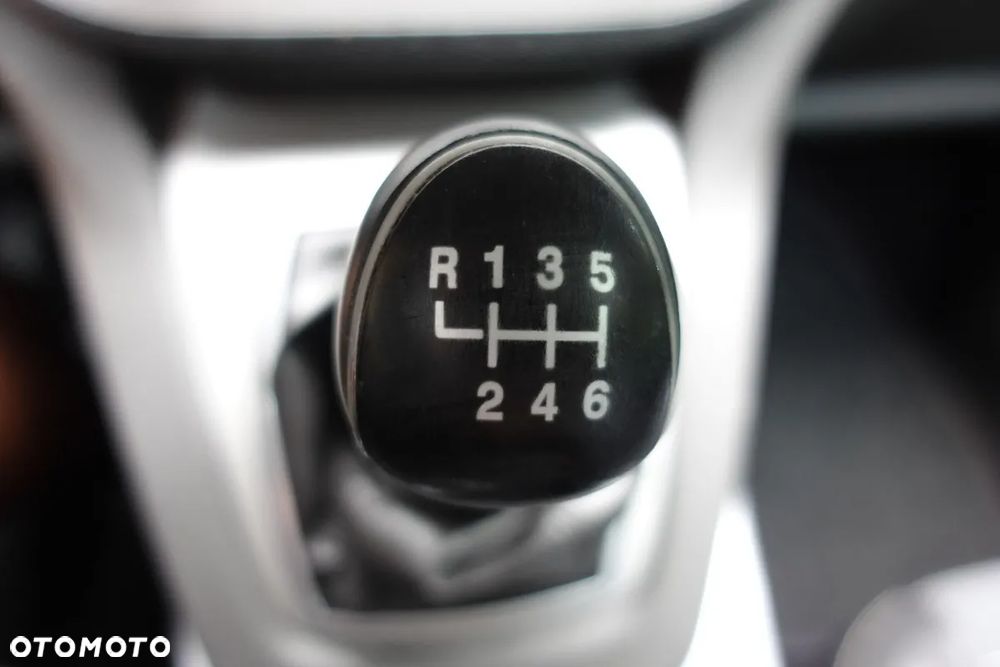 Ford Kuga - 20