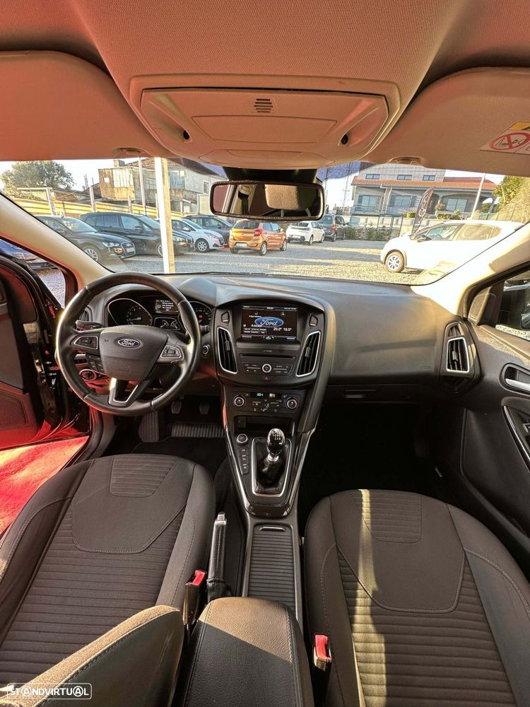 Ford Focus 1.0 EcoBoost Active - 5