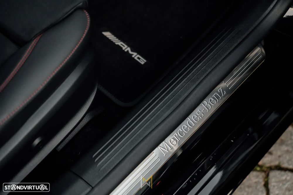 Mercedes-Benz CLA 250 e Shooting Brake AMG Line - 30