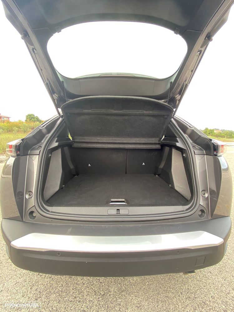 Peugeot 2008 1.5 BlueHDi Allure Pack - 11