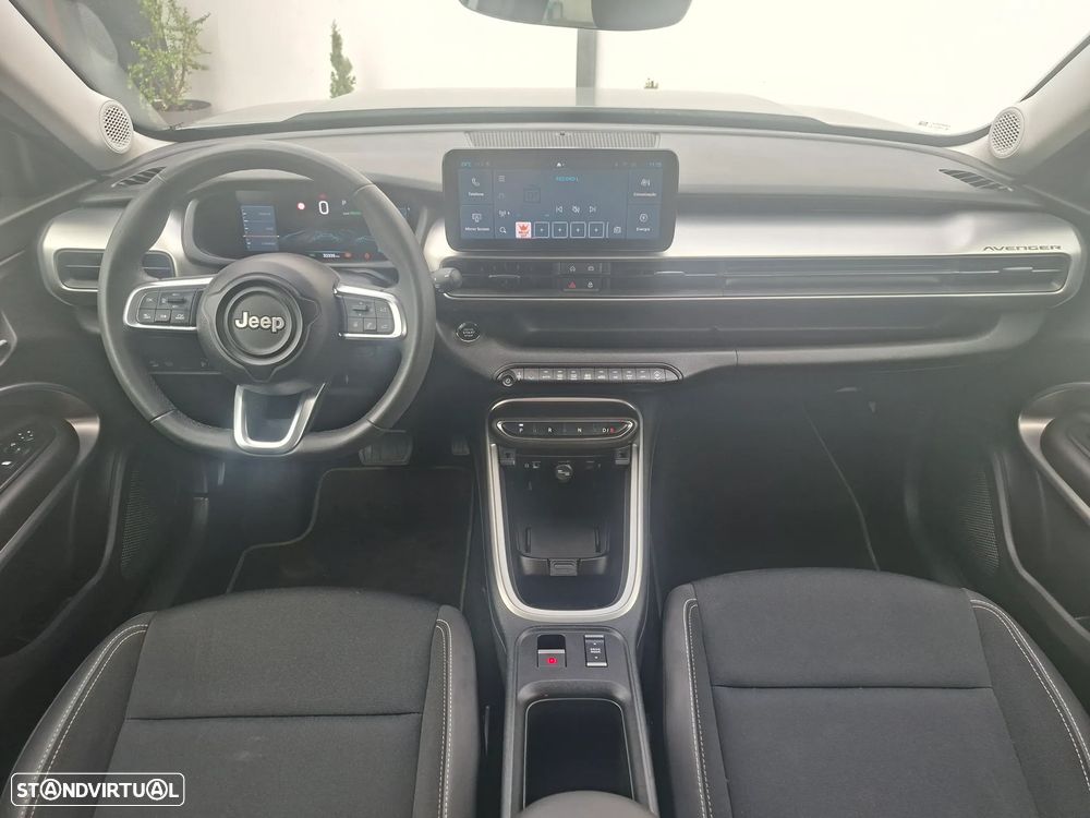 Jeep Avenger 54 kWh Altitude - 19
