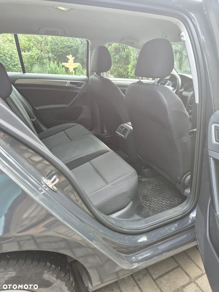 Volkswagen Golf VII 1.0 TSI BMT Trendline - 12