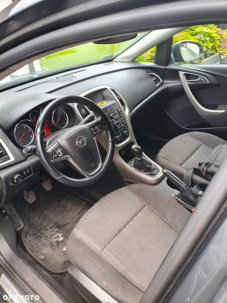 Opel Astra IV 1.7 CDTI Cosmo - 7