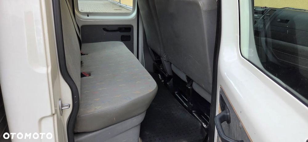 Volkswagen Transporter - 16