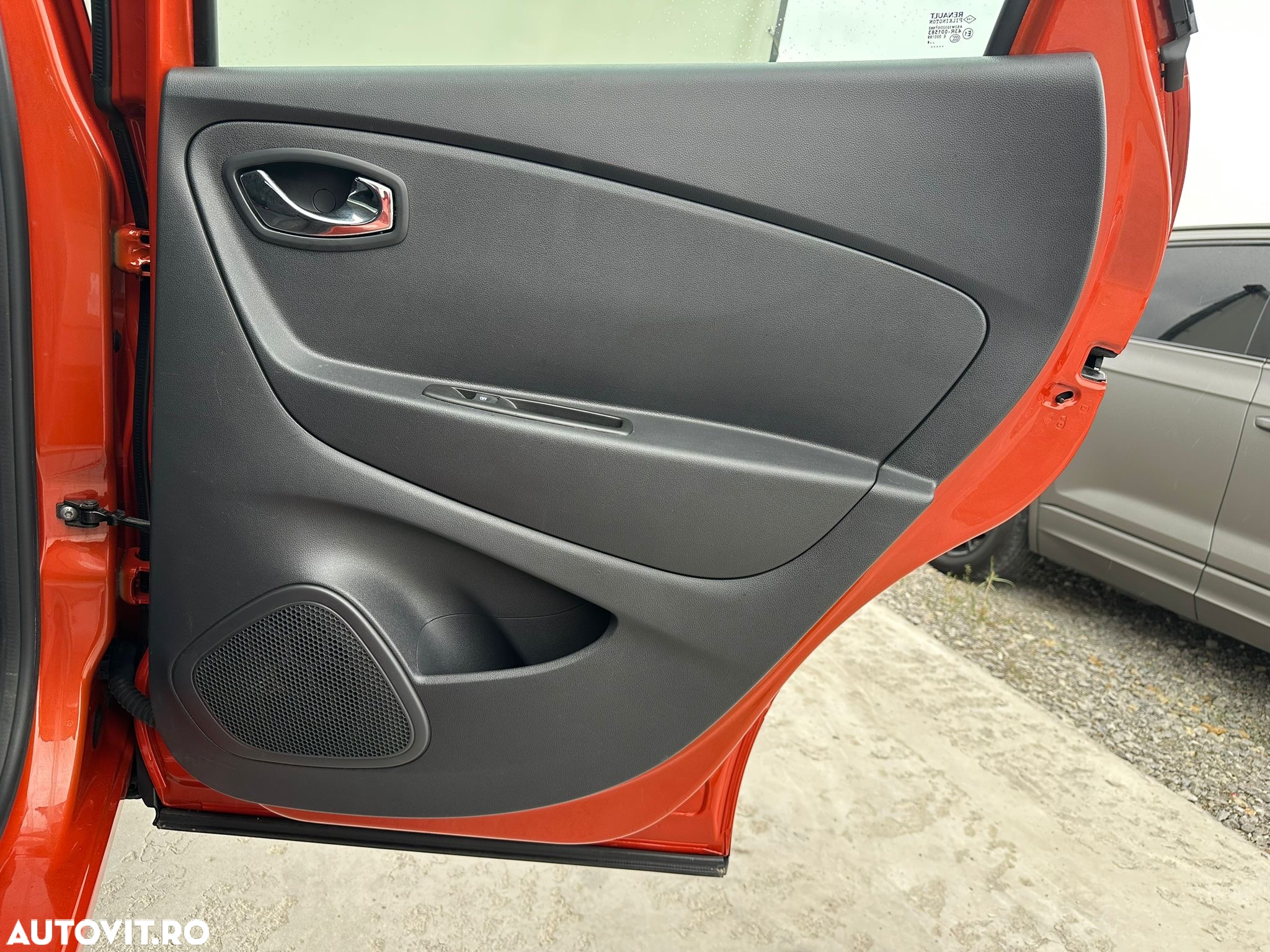 Renault Captur (ENERGY) TCe 90 INTENS - 23