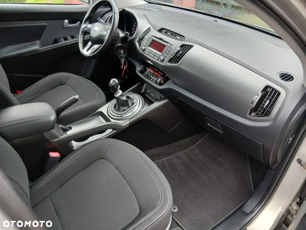 Kia Sportage 1.6 GDI Business Line L 2WD - 32