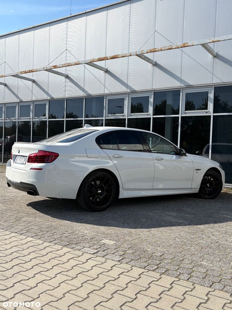BMW Seria 5 M550d xDrive - 18
