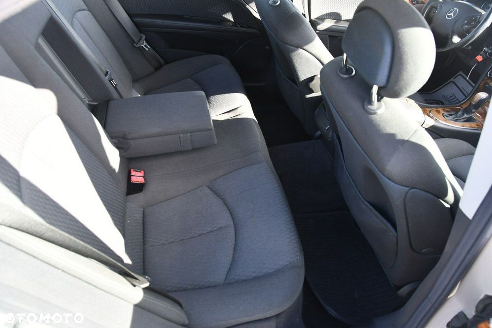 Mercedes-Benz Klasa E - 18