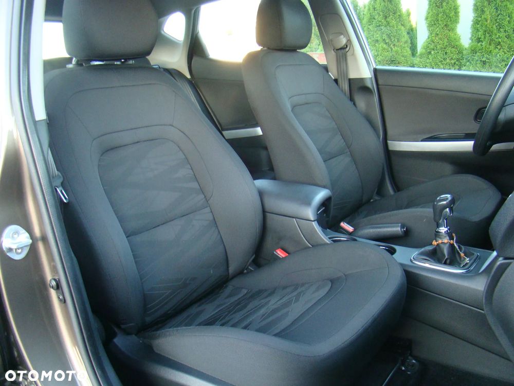 Kia Ceed 1.6 GDI L - 19