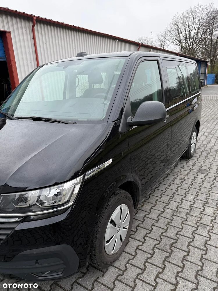 Volkswagen Caravelle - 13
