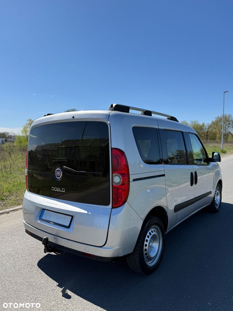 Fiat Doblo 2.0 16V Multijet Emotion - 4