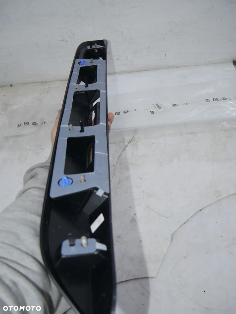 DACIA DUSTER 2 II LISTWA KLAPY TYLNEJ 848101807R - 2